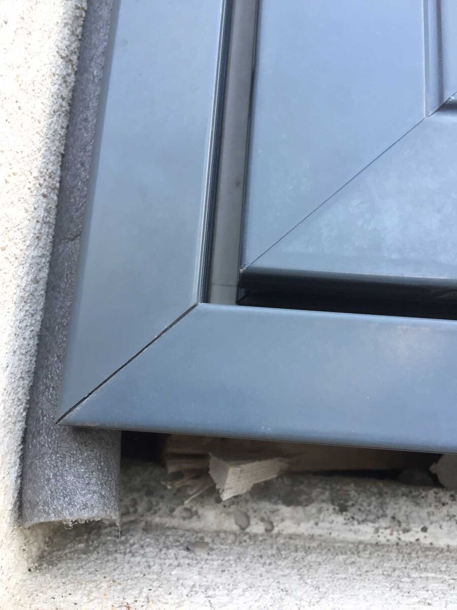 Frágangur á gluggum